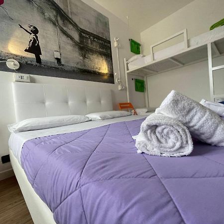 Lake Garda Hostel ซาโล ภายนอก รูปภาพ
