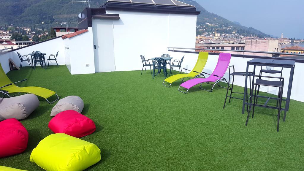 Lake Garda Hostel ซาโล ภายนอก รูปภาพ