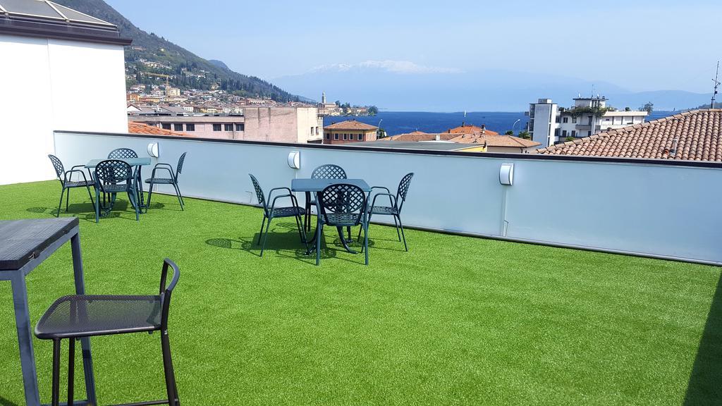 Lake Garda Hostel ซาโล ภายนอก รูปภาพ