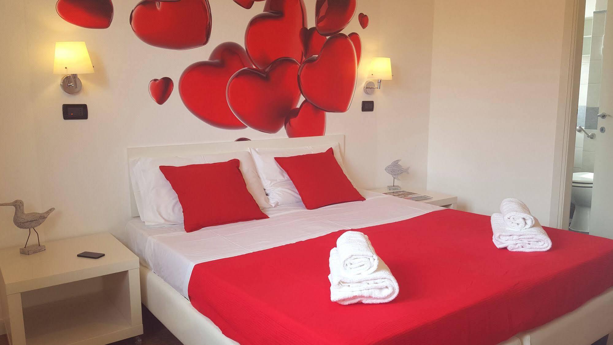 Lake Garda Hostel ซาโล ภายนอก รูปภาพ