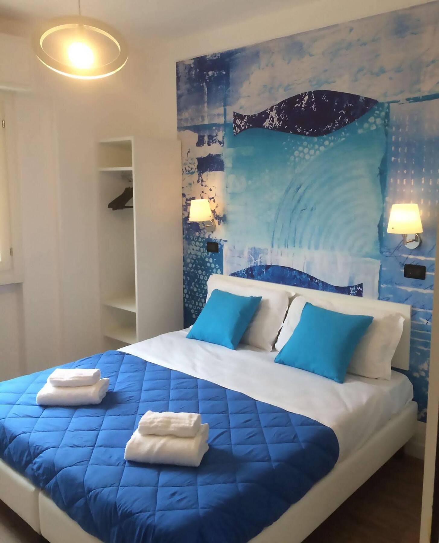 Lake Garda Hostel ซาโล ภายนอก รูปภาพ